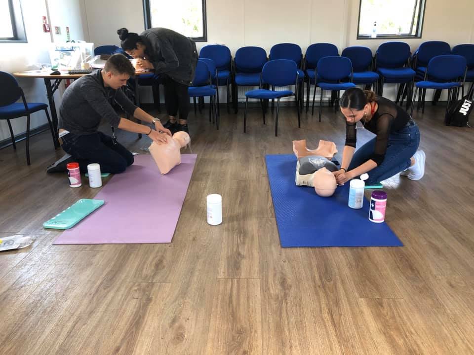 Young People Learning First Aid at Catch&nbsp;Leeds