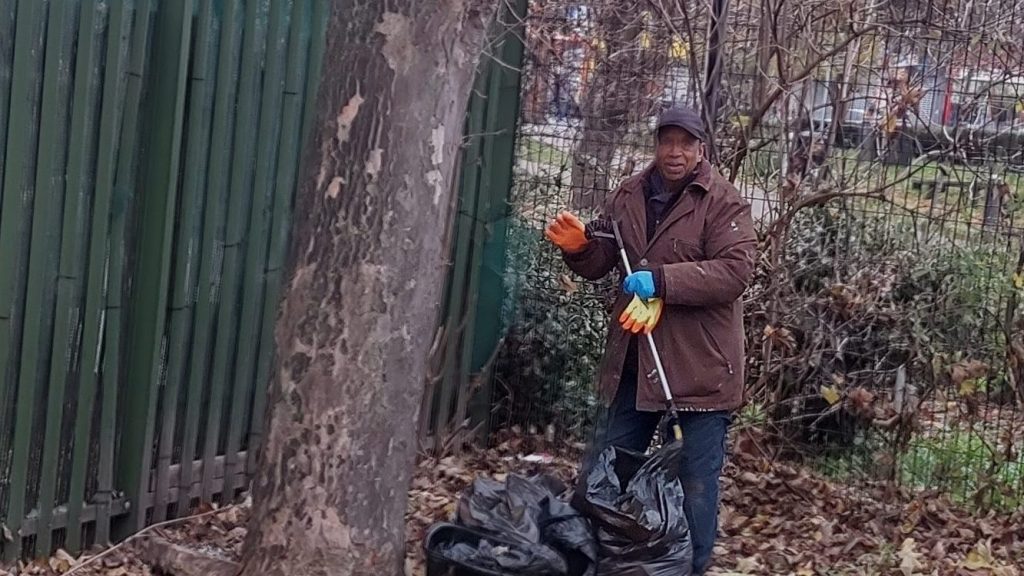 Advent Day 17: Community Clean Up On Compton&nbsp;Road